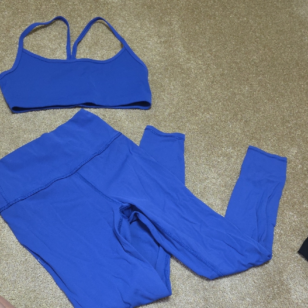 Vuori Blue Leggings and Top Set
